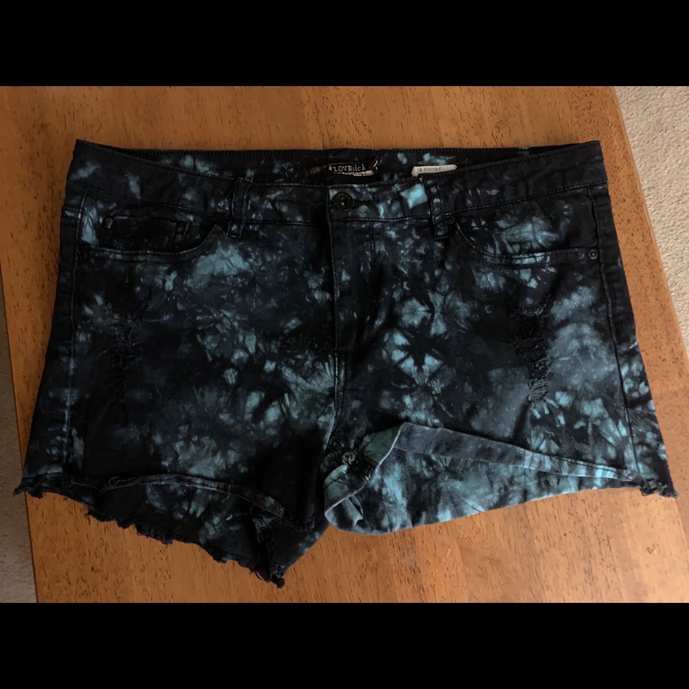 Lovesick juniors tie-dye blue shorts